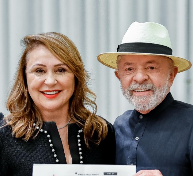 Kátia Abreu se filia ao PT de olho no Palácio Araguaia