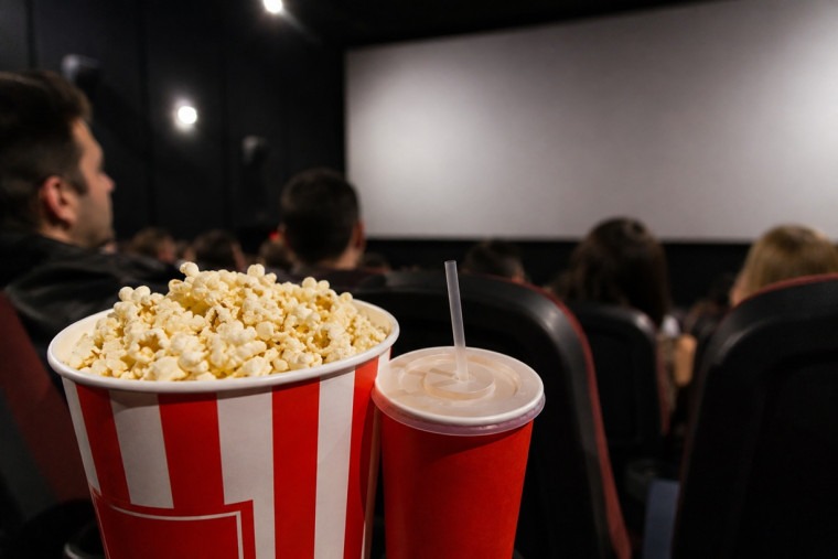 Projeto quer permitir entrada com bebidas e alimentos em cinemas, shows e parques no Tocantins