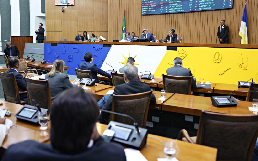 Assembleia aprova MPs que garantem reajustes a aposentados, pensionistas e servidores ativos