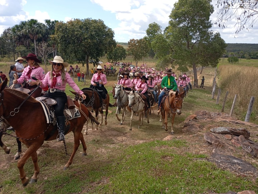 Tropeada feminina movimentou a região da Barraria