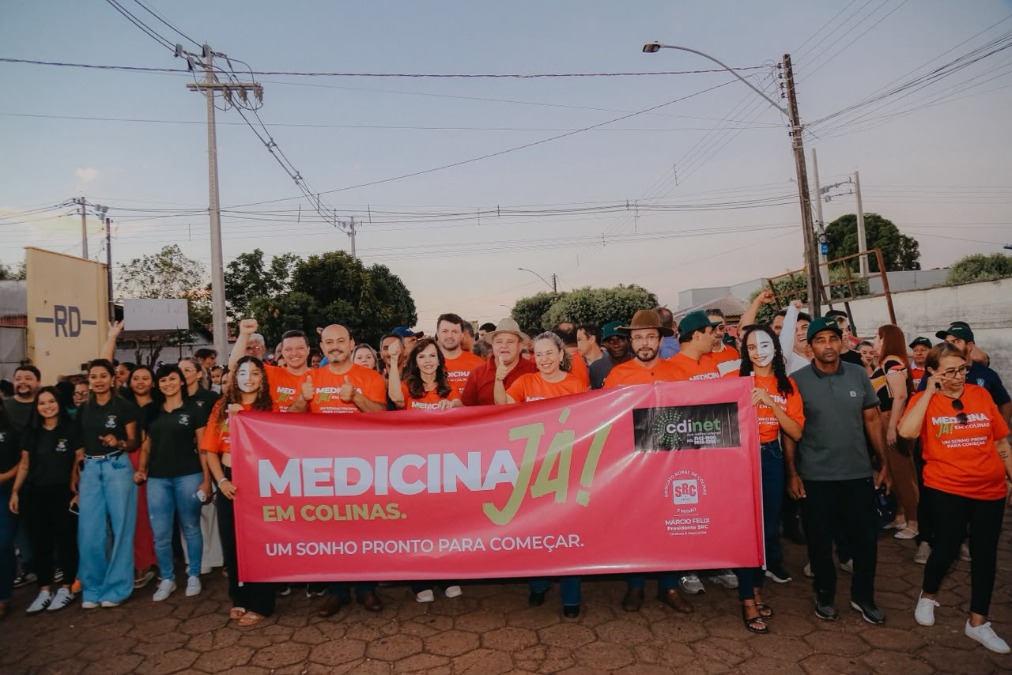 Senadora Dorinha, Sandoval Cardoso e Eduardo do Dertins levam o Movimento Medicina Já às ruas de Colinas