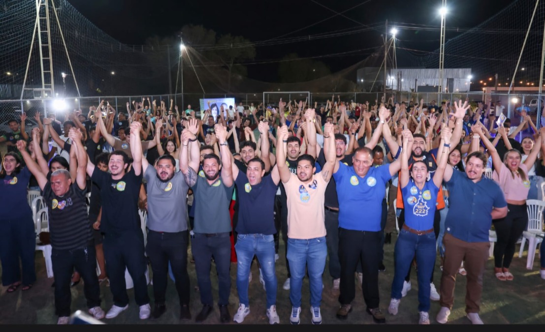 Com olhar no futuro, Eduardo Gomes é o primeiro parlamentar a aderir ao Pacto pelas Juventudes 2026