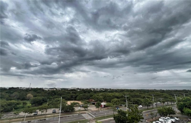 Chuva forte, raios e ventos de até 70 km/h devem atingir o Tocantins no fim de semana da eleição